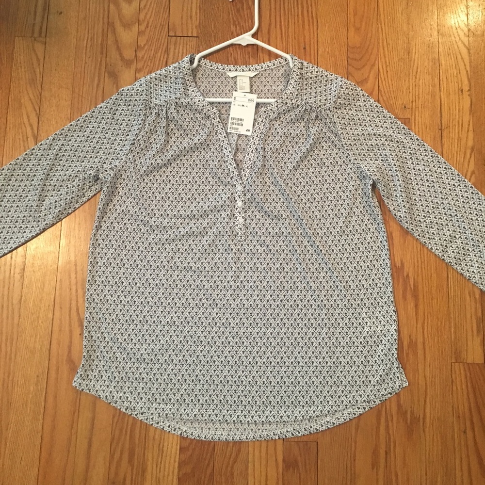 NWT H&M dress shirt.